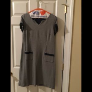 Talbots hounds tooth dress in navy blue